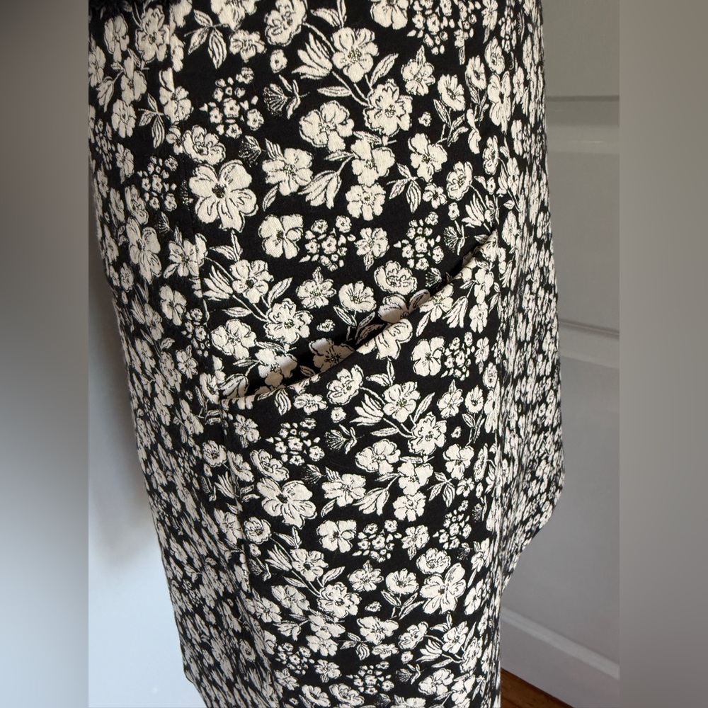Alice + Olivia Ellis Dress - Picture 5 of 9